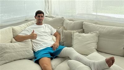 ريال مدريد يُعلن إجراء عملية جراحية لحارسه كورتوا 