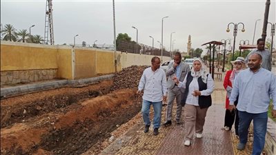 نائب محافظ أسوان تتابع معدلات الإنجاز بمشروعات الخطة الاستثمارية بمركز دراو