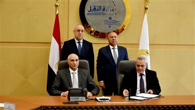 وزيرا النقل والاسكان يشهدان توقيع بروتوكول تعاون في مجالات النقل البري داخل المدن الجديدة