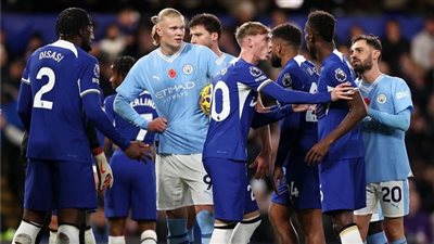 قد تصل لمغادرة البريميرليج.. السيتى وتشيلسى مهددان بخصم نقاط بسبب المخالفات المالية