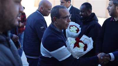 بالورود.. استقبال بعثة الإسماعيلي في ليبيا