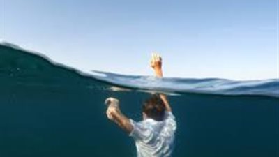 الإنقاذ النهري تبحث عن جثمان غريق بمنطقة النخيل غرب الإسكندرية