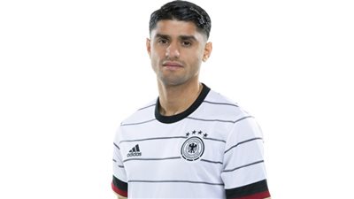 نجم شتوتجارت الألمانى يُعرب عن سعادته لتمثيل منتخب سوريا 