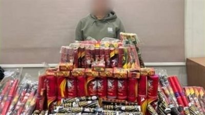 ضبط سائق سيارة محملة بكمية كبيرة من الألعاب النارية في كمين بأبشواي 