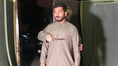 تفاصيل محاكمة سيدة ورجلين استدرجوا شاب لسرقته وصوروه عاريا بمساعدة كلب