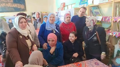 بالصور.. وكيل تعليم القاهرة تتابع التصفية الثانية لمسابقة أوائل الطلبة