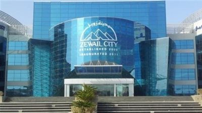 مدينة زويل تنظم حفل إفطار جماعي لمنتسبيها