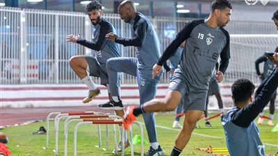 تفاصيل جلسة جوميز مع لاعبي الزمالك استعدادا لمواجهة فيوتشر 
