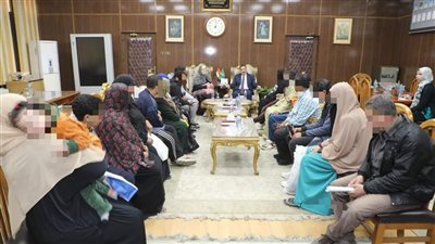 محافظ المنوفية يلتقى عددا من الحالات الإنسانية وذوي الهمم.. ويتخذ هذه الاجراءات 