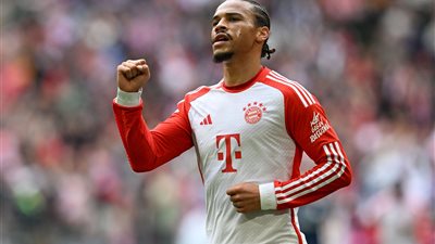 ساني يُخطط للبقاء مع بايرن طويلًا رغم تأجيل مفاوضات تجديد تعاقده