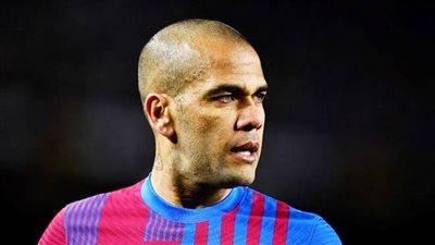 داني ألفيش يغادر السجن بإطلاق سراح مشروط 