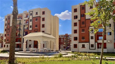 «سكن لكل المصريين».. «الإسكان» تكشف عن 15 ألف 312 شقة بالعبور الجديدة 