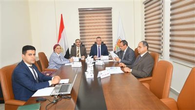 محافظ الغربية يشهد اجتماع مجلس الجامعة التكنولوجية بسمنود 