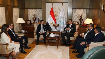 رئيس الرعاية الصحية: نستهدف التعاون مع «فياترس» لتطوير مهارات الأطقم الطبية