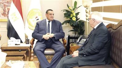 444 مليون لتنفيذ المشروعات التنموية والخدمية ببورسعيد