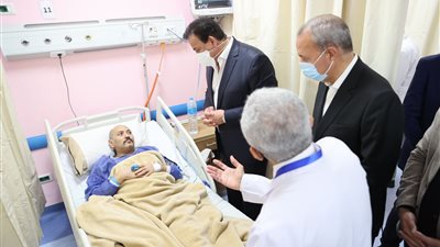 وزير الصحة يتفقد مشروع مجمع الرعايات المركزة في 3 مستشفيات بمحافظتي القاهرة والقليوبية