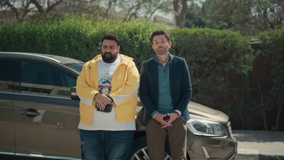 تشابه الأسماء يضع كريم محمود عبد العزيز وشيكو في ورطة