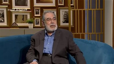 نقل الفنان صبري عبد المنعم إلى المستشفى.. وهذا وضعه الصحي