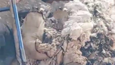 الشغل والبضاعة ولعوا.. تفاصيل اندلاع حريق بمحل «منجد» مشهور فى أسوان