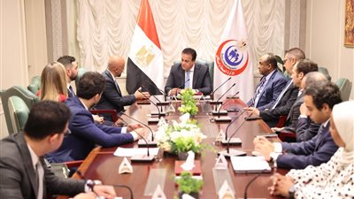 وزير الصحة يستقبل وفد شركة «بوسطن ساينتيفيك» لتعزيز التعاون في المجال الصحي