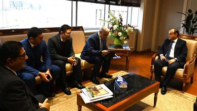 وزير التجارة يبحث مع مجموعة العربي للأجهزة المنزلية خططها المستقبلية