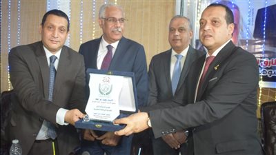 برعايه محافظ سوهاج.. تكريم جمال علام وابو الوفا ومشهور والكومي 