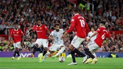 قمة نارية بين ليفربول ومانشستر يونايتد في الدوري الإنجليزي