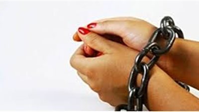 القبض على سيدة تروج للأعمال المنافية للآداب في الإسكندرية