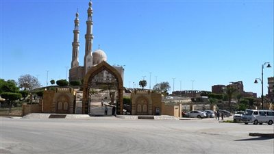 محافظ أسوان: تخصيص أتوبيسات من النقل الداخلى لنقل كبار السن لصلاة العيد مجانا 