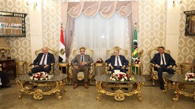 محافظ المنيا يستقبل المهنئين بعيد الفطر المبارك