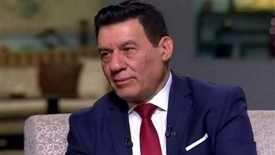 مدحت شلبي معلقًا علي قمة الهلال والاتحاد في نهائي سوبر السعودية