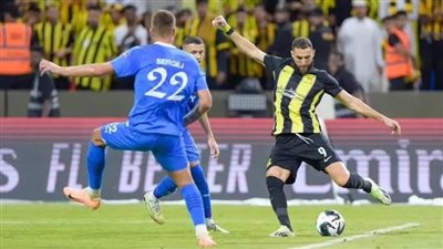 مباراة القمة بين الهلال والإتحاد في نهائي السوبر السعودي