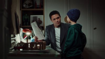 دون سابق إنذار.. آسر ياسين وعائشة بن أحمد يواصلان البحث عن ابنهما