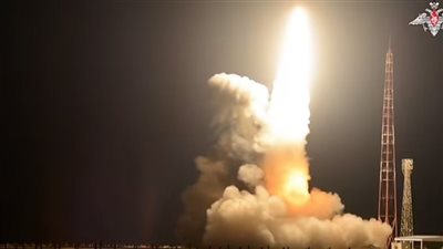 فلاديمير بوتين يرعب الغرب باختبار صاروخ نووي عابر للقارات