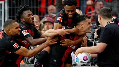باير ليفركوزن بطل الدوري الألماني لأول مرة في تاريخ البوندزليجا 