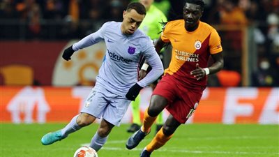 لاعب برشلونة يغلق باب عودته ويتمسك بالبقاء فى هولندا