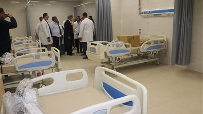 محافظ القليوبيه يتفقد عدد من المشروعات في قطاع الصحه  بمدينتي بنها وطوخ 