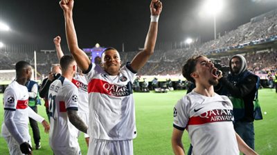مبابي يقود باريس لنضف نهائي الأبطال على حساب برشلونة