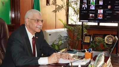 تفاصيل اجتماع رئيس جامعة المنوفية بعمداء الكليات 