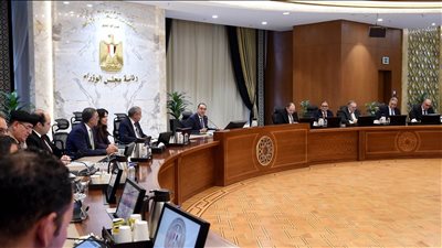 بالصور.. رئيس الوزراء يترأس اجتماع لجنة ضبط الأسواق وأسعار السلع