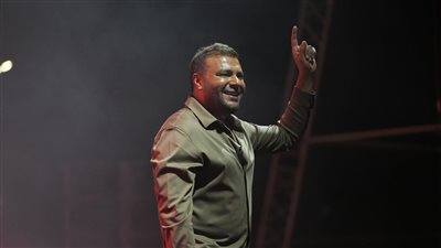 تحت شعار كامل العدد.. رامي صبري يتألق في حفله بالكويت