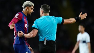 تقارير إسبانية: باريس سان جيرمان يتسبب فى خروج أراوخو من برشلونة