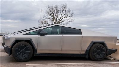 شكاوى جديدة من سيارات تيسلا الكهربائية في الولايات المتحدة