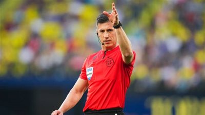 الاتحاد الإسباني يعلن حكم كلاسيكو الأرض