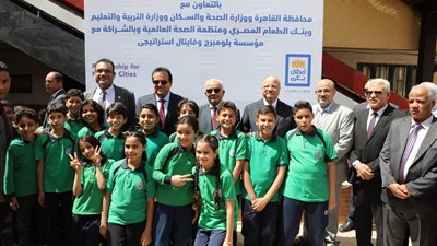 «حجازي» يشهد فعاليات مبادرة «الشراكة من أجل مدن صحية» بمدرسة عمر بن الخطاب (صور)