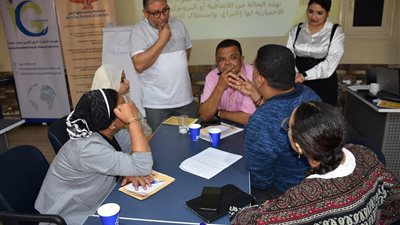 أيمن عقيل: تمكين المجتمع المدني يمثل ضمانة للارتقاء بأوضاع حقوق الإنسان