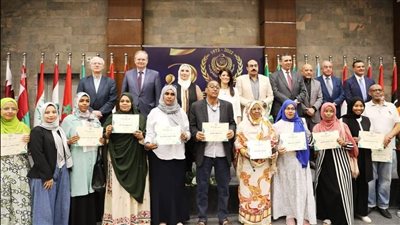 رئيس الأكاديمية العربية يشيد بالتعاون مع الإتحاد الأوربى والأمم المتحدة 