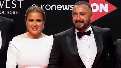 أحمد السقا يحسم الجدل حول أنباء انفصاله عن زوجته مها الصغير