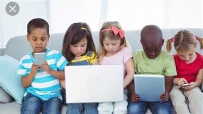 «أمهات مصر» عن مخاطر الإنترنت: هناك ضرورة لتعزيز التواصل الأسري والوعي الرقمي