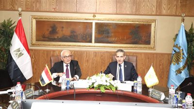 وزير التعليم يستعرض الاستعدادات لامتحانات الشهادة الإعدادية والثانوية